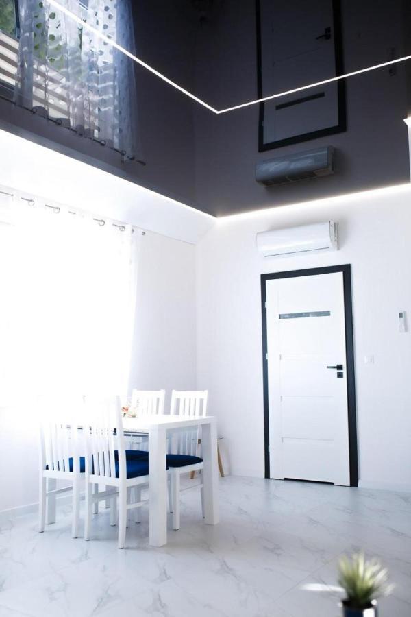 Apartamenty Scarlet ดาร์โวโว ภายนอก รูปภาพ